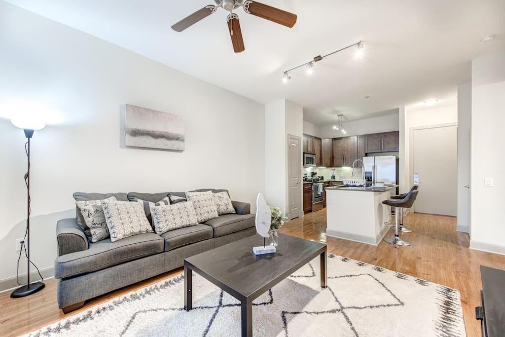Apartamento Chic 1Br Near Nrg With Pool Wifi Freeparking Houston Exterior foto
