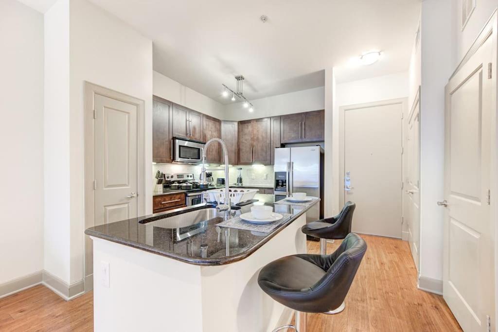 Apartamento Chic 1Br Near Nrg With Pool Wifi Freeparking Houston Exterior foto