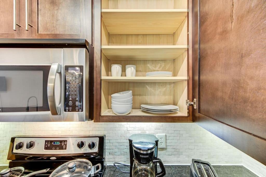 Apartamento Chic 1Br Near Nrg With Pool Wifi Freeparking Houston Exterior foto