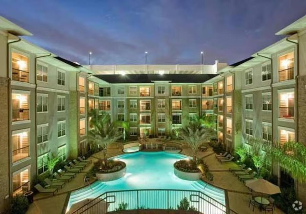 Apartamento Chic 1Br Near Nrg With Pool Wifi Freeparking Houston Exterior foto